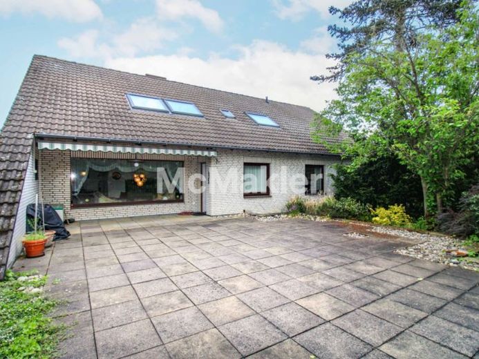 Exklusives Wohnhaus mit Schwimmbad, Sauna, Kachelofen und mehr – फोटो 1