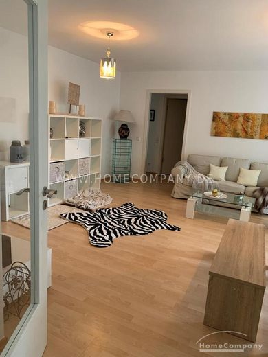 Westend (8054193) – Modern eingerichtete 3 -Zi. Wohnung in TOP-Lage – 8a375e63a337976fa33bb10e41e6713e10b2225a.jpg