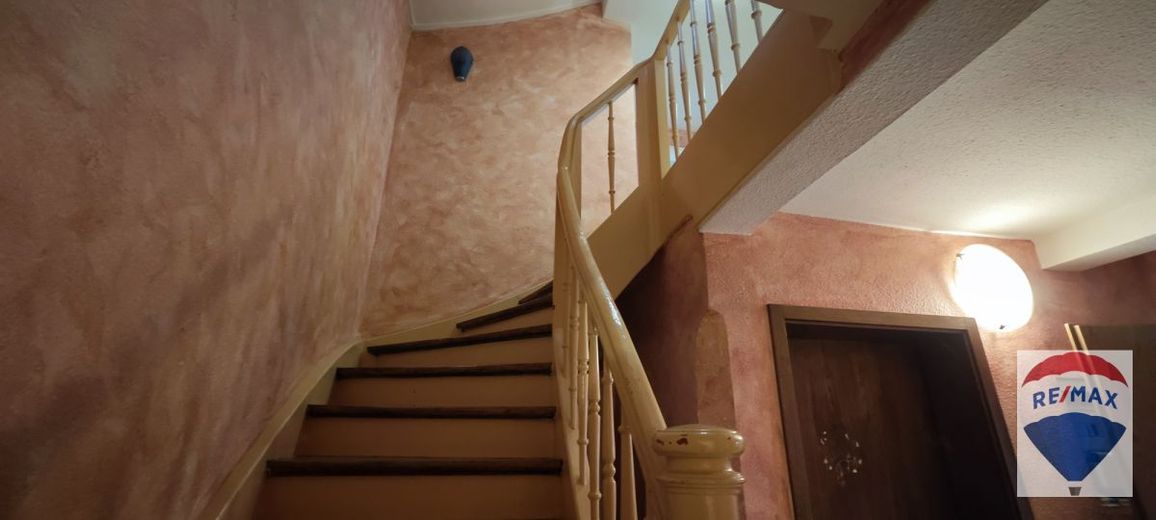 Preissenkung!!! - Mehrfamilienhaus in zentralster Lage Bayreuths! – EG Treppen 02