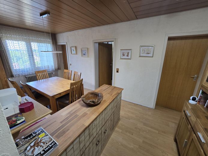 Wangen'de kış bahçeli geniş 108 m² daire – Esszimmer