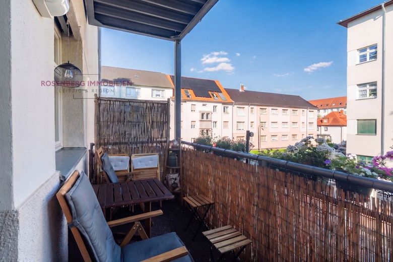 Denkmalgeschützte 4-Zimmer-Wohnung in gefragter Lage – Immobilie in Leipzig zu verkaufen_4 Raumwohnung_Rosenberg Immobilien Leipzig_Balkon