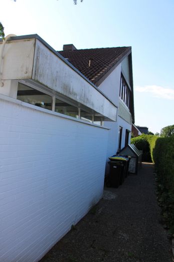 Großzügiges Einfamilienhaus mit vermietetem Obergeschoss – Foto 11
