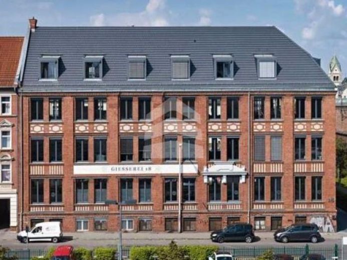 BUERO.flächen mit 305 m² im Loftstil in Plagwitz – Foto 1