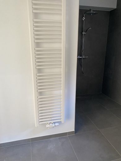 Fischerhude - Quelkhorn Barierefreie EG-Neubauwohnung in KfW 40 Ausführung, bezugsfertig – Badezimmer - Bild 1