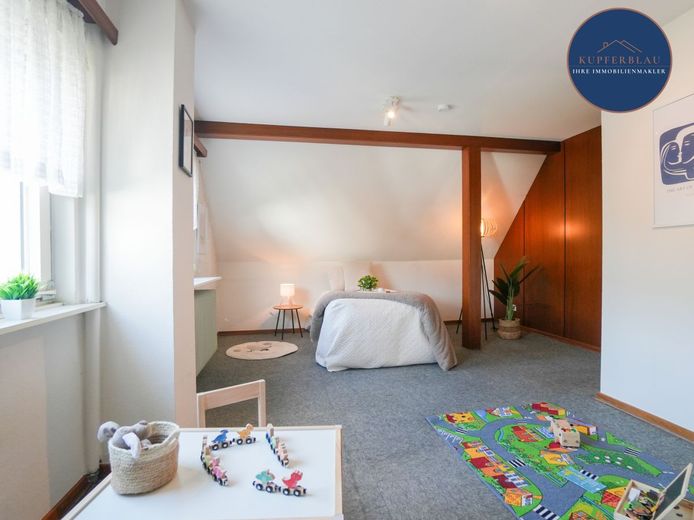 Stilvolle Doppelhaushälfte mit Gartenidylle in Bad Honnef-Selhof – Kinderzimmer DG
