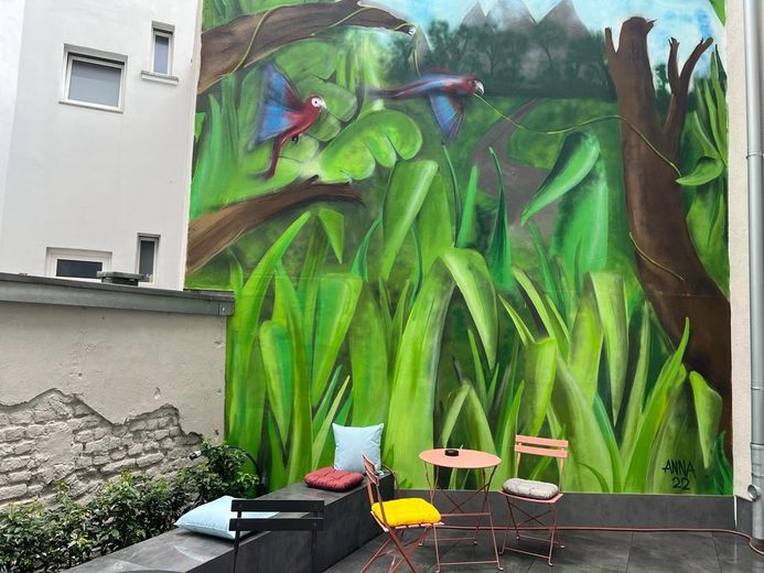 Wunderschön eingerichtete Wohnung mit Einbauküche, zentral – Foto 5