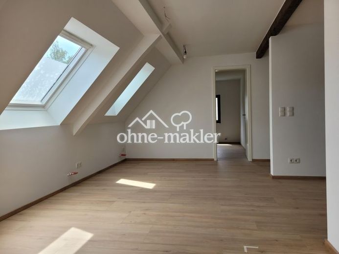 Stadtgrenze Bonn: neue 3-Zimmer-Wohnung in alten Mauern – फोटो 1