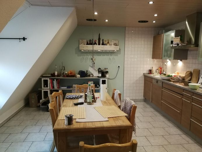 Traumhafte Dachgeschosswohnung – Küche 2