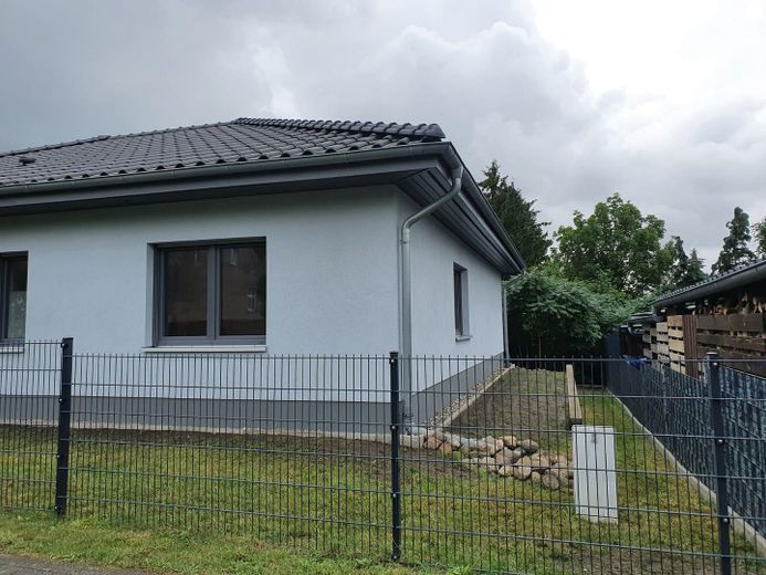 von der Straße rechts