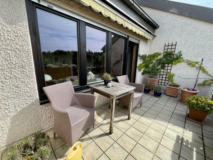 Lichtdurchflutete freundliche 3 Zimmer Dachgeschoßwohnung in ruhiger Lage in Wiblingen – Foto 13