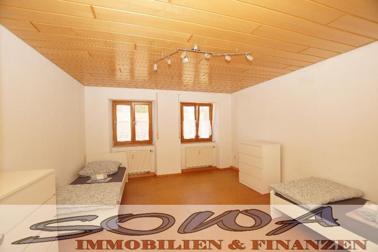 شقة من 3 غرف ذات تصميم جيد ومساحة واسعة في كونشتاين - فيلهايم - عقار من خبيركم العقاري SOWA Immobilien und Finanzen – Bild 3