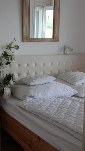GESCHMACKVOLL EINGERICHTETE WOHNUNG IN SIERKSDORF, STRANDNÄHE, PROVISIONSFREI – Schlafzimmer 2