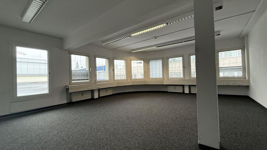 Eckbüro