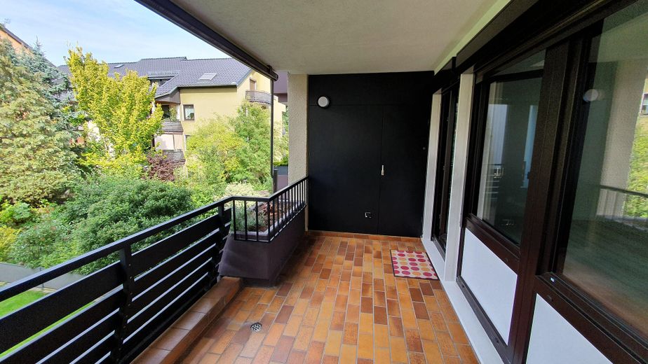 West-Loggia mit Abstellraum