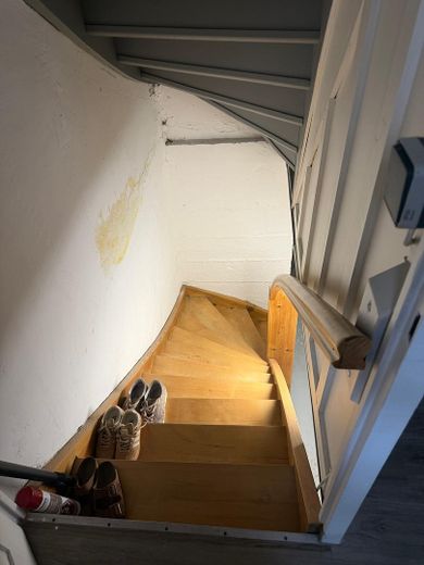 Heinrichstraße 50 – Kellertreppe