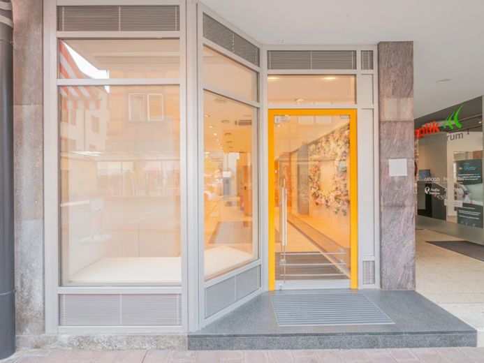 Ladengeschäft in 1A-Lage in der Schramberger Fußgängerzone zu vermieten! – फोटो 1