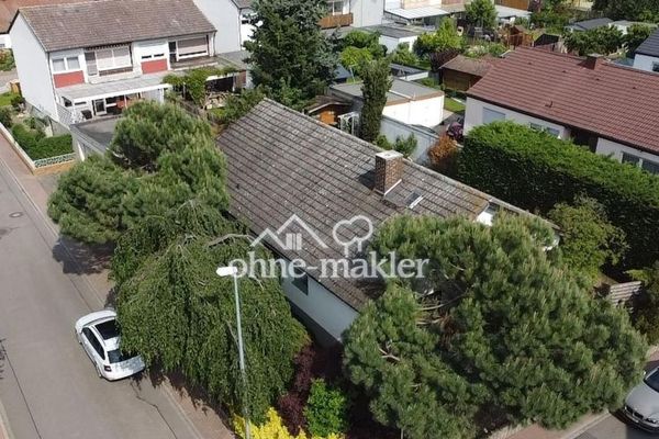 Provisionsfreies Einfamilienhaus mit 594 m² Grundstück, Südgarten, Doppelgarage, Sauna