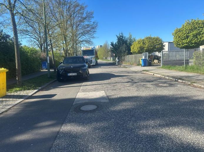 Özel kişiden nadir fırsat, Babelsberg-Süd’de imarlı arsa: 1.074 m² toplam alan, imar planı – Fotoğraf 1