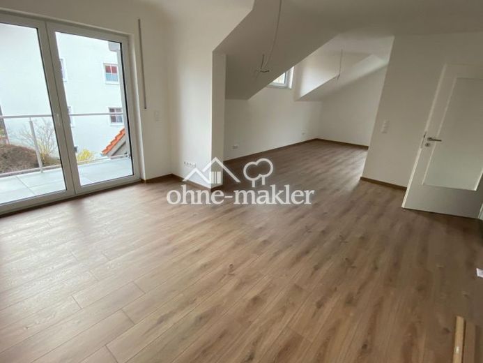 Bad Kötzting’de KFW 40 standardında bir binada kiralık 3 odalı daire – Fotoğraf 1