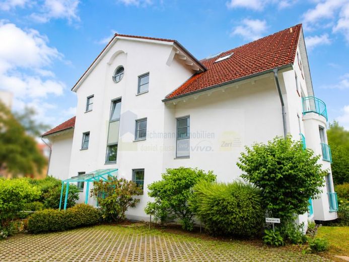 Wohngefühl de Luxe - Großzügige Maisonette-Wohnung mit 159 m², zwei Wohnebenen, drei Balkone u. flexibler Raumaufteilung - renoviert - in Bad Dürrheim – Foto 1