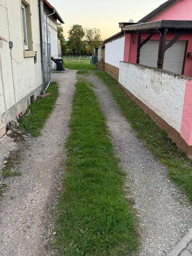 Eigene Zufahrtsstraße 