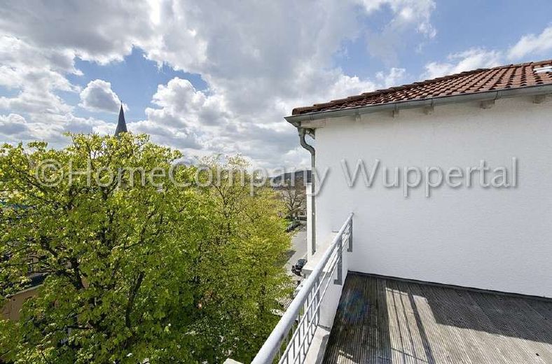 Appartamento in città con DSL e posto auto in un complesso residenziale con ascensore – ff1899c5cc690f90ddde454a0b7c00988f5c83ed.jpg