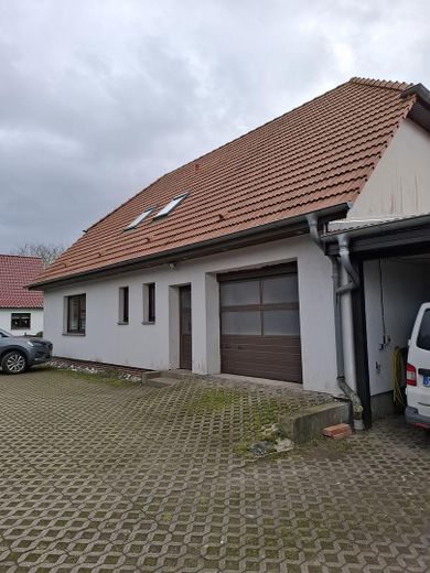 Seitenansicht Bürogebäude