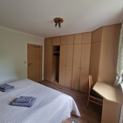 Vrije tijd en ontspanning: 2-kamerappartement in Missen-Wilhams – Schlafzimmer