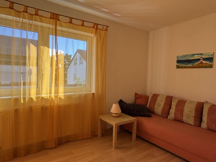 Ruhig wohnen in Feldrandlage: Doppelhaushälfte 5 Zi, 140 qm, Garage – Gäste/Kinderzimmer