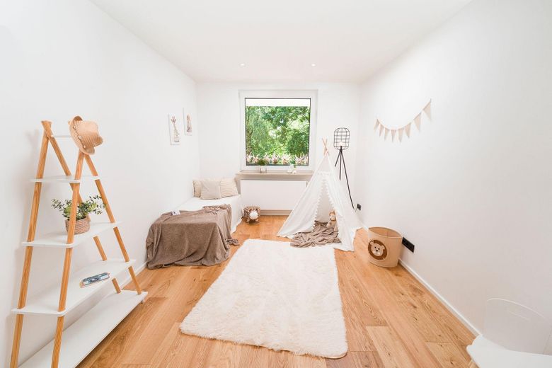 Primera ocupación tras una renovación de alta calidad – moderno piso de 3 habitaciones con balcón orientado al sur – Kinderzimmer oder Büro