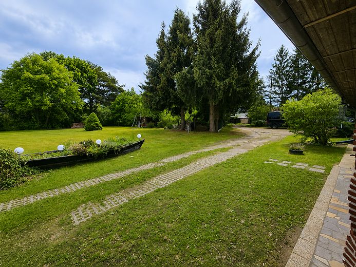 Großzügiger Bungalow auf großem Grundstück mit viel Privatsphäre in Klein Köris – Foto 3