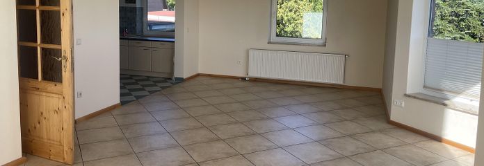 Wohnzimmer hinten Küche