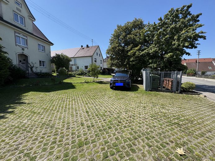 Außenparkplätze 1