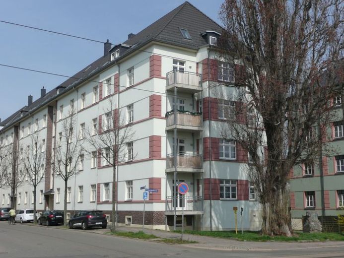 +++ Nachmieter gesucht! 4 Zimmer Maisonette Wohnung mit Balkon und Stellplatz +++ – Foto 1