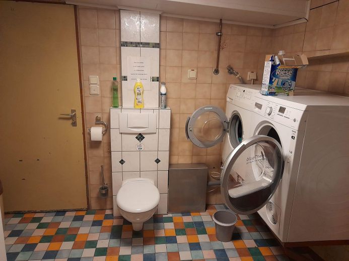 Keller - Waschküche mit WC