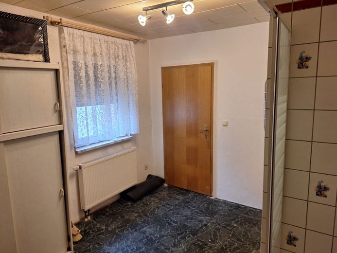 Dorndorf, Doppelhaushälfte + Nebengeb. – Foto 8
