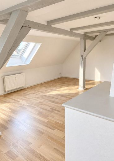 Charmante Maisonettewohnung über zwei Ebenen mit besonderem Altbauflair – Foto 19