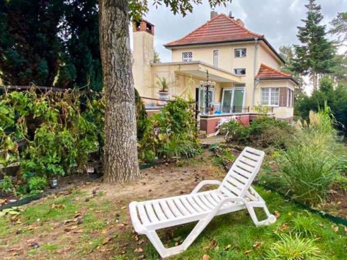 Mehrfamilienvilla mit Pool für Anleger oder Selbstnutzer – Foto 1