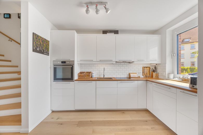 Hoogwaardig townhouse met dakterras en uitzicht op het water – Foto 5