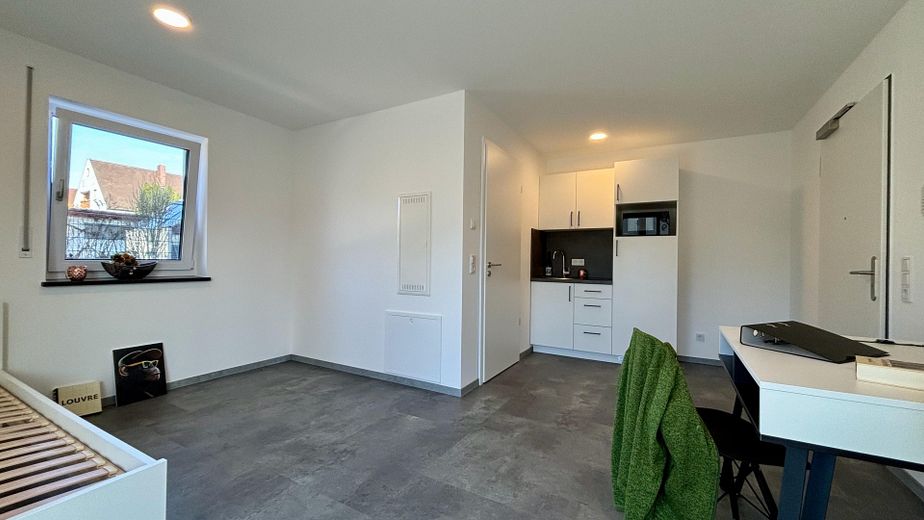 Studentenwohnung möbliert mit "All-In" Miete in Augsburg, Neubau – Wohnraum
