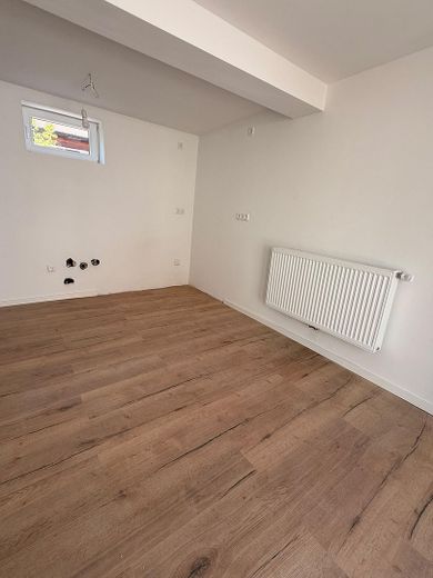 Schönes kernsaniertesHaus mit Stellplatz – Foto 13