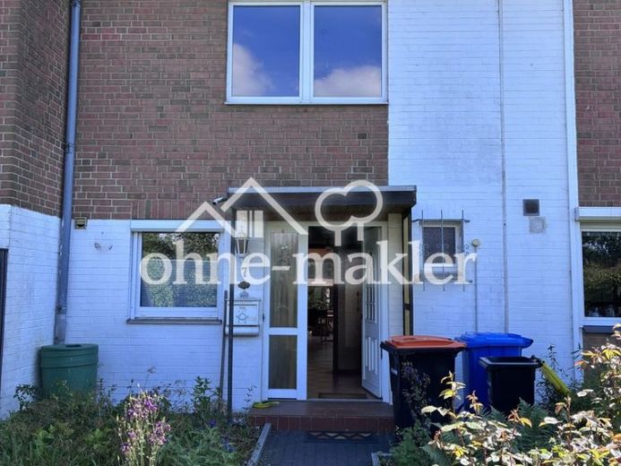 Reihenmittelhaus 106qm in Henstedt-Ulzburg vollunterkellert – Foto 1
