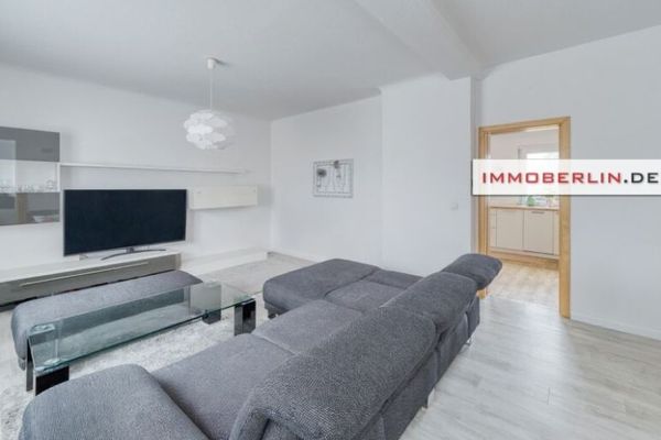 IMMOBERLIN.DE - Зручне розташування! Ідеально відремонтований будинок та/або земельна ділянка під забудову