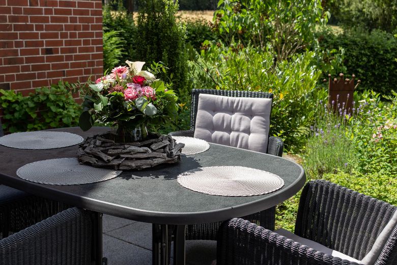 Wohnung EG rechts Terrasse
