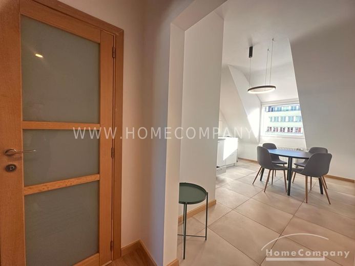 Helle und modern eingerichtete 2ZKB Wohnung zentrumsnah – 0f92b52c72f1418ba4a4e86065988d6dd279931c.jpg