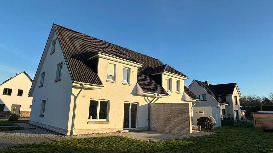158 m² DHH · courtagefrei · von privat – Foto 3