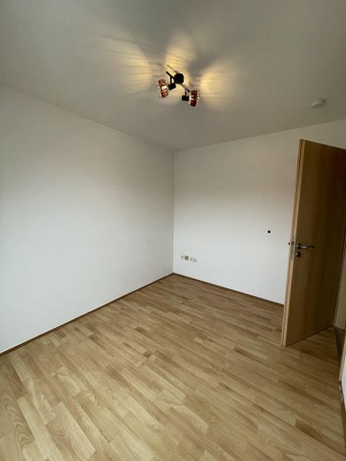 Zimmer klein unten 