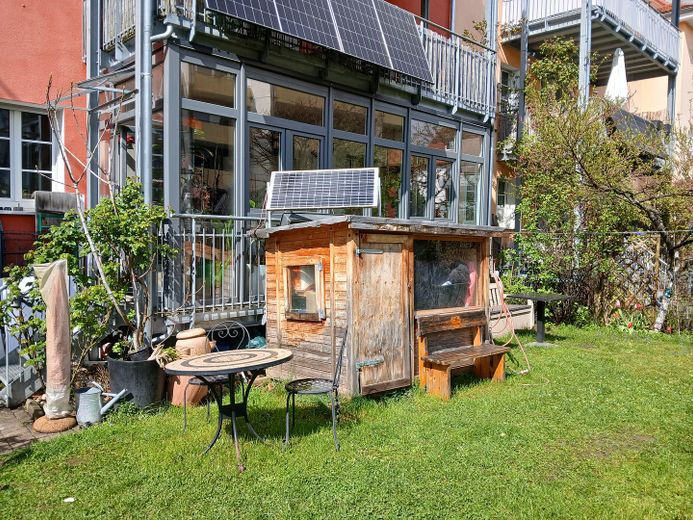 Ruhige Erdgeschosswohnung mit einmaligem Garten in zentraler Lage in der Unterwiehre – Foto 25