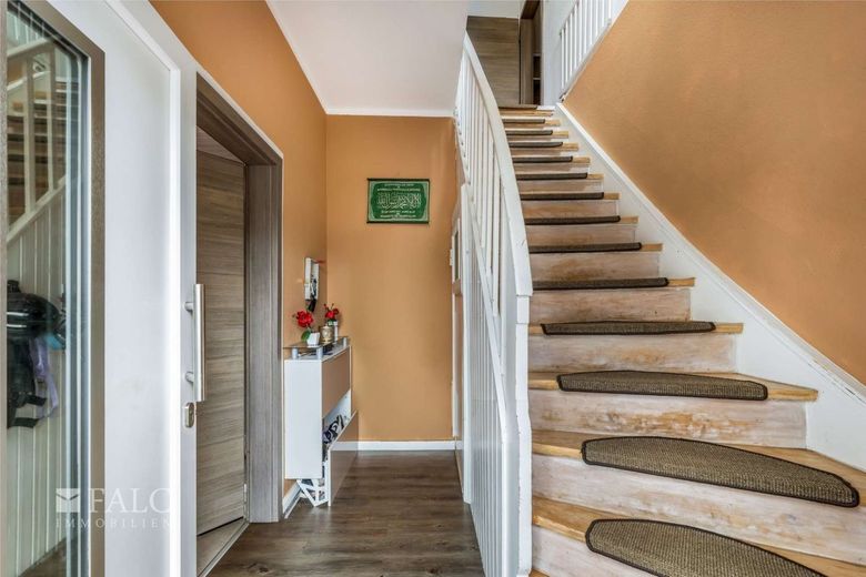 Kapitalanlage mit Potenzial - Maisonettewohnung in Bremen-Woltmershausen – Eingang