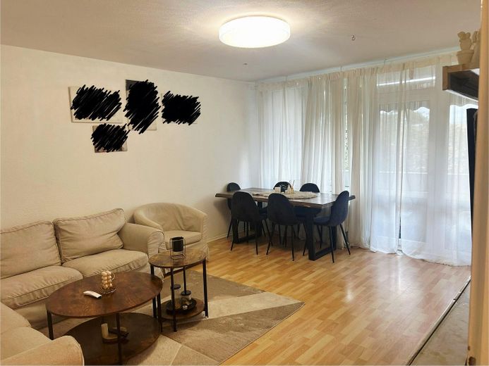 कमीशन-मुक्त! 3,5 कमरों का अपार्टमेंट 78m² – Wohnzimmer (möbliert) 